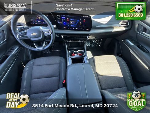 Used 2024 Chevrolet Traverse LT AWD/4WD image 17