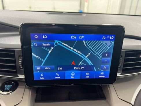 Used 2022 Ford Explorer XLT w/ Equipment Group 202A AWD/4WD image 15