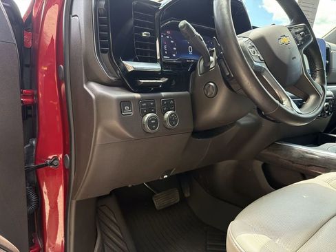 Used 2025 Chevrolet Silverado 1500 LTZ w/ Technology Package AWD/4WD image 18