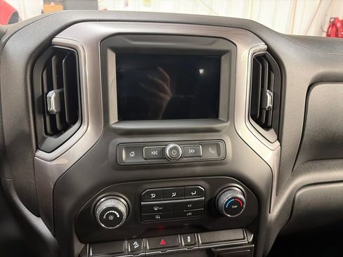 Used 2019 Chevrolet Silverado 1500 Custom Trail Boss image 19