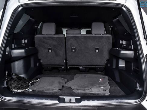 Used 2025 Toyota 4Runner TRD Off-Road image 15