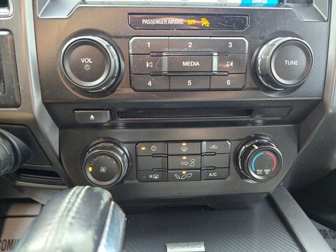 Used 2018 Ford F150 XLT w/ Equipment Group 301A Mid AWD/4WD image 21