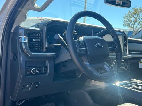 New 2026 Ford F250 Lariat w/ Black Appearance Package image 39