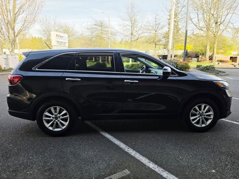 Used 2020 Kia Sorento L image 6