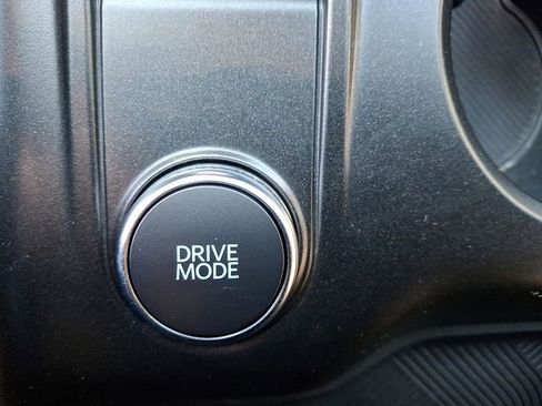 Used 2025 Ford Explorer ST image 27