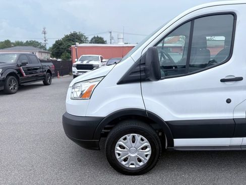 Used 2019 Ford Transit 350 XLT RWD image 6