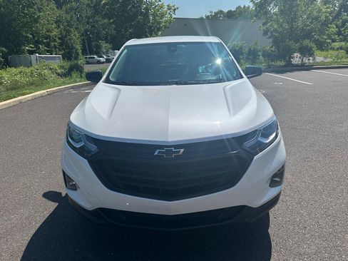 Used 2021 Chevrolet Equinox LT AWD/4WD image 2
