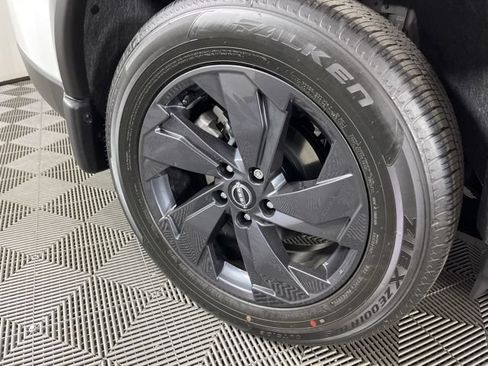 New 2026 Nissan Rogue SV FWD image 16