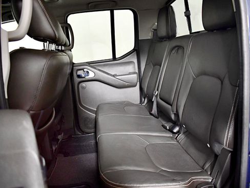 Used 2019 Nissan Frontier PRO-4X w/ Pro-4x Luxury Package image 36