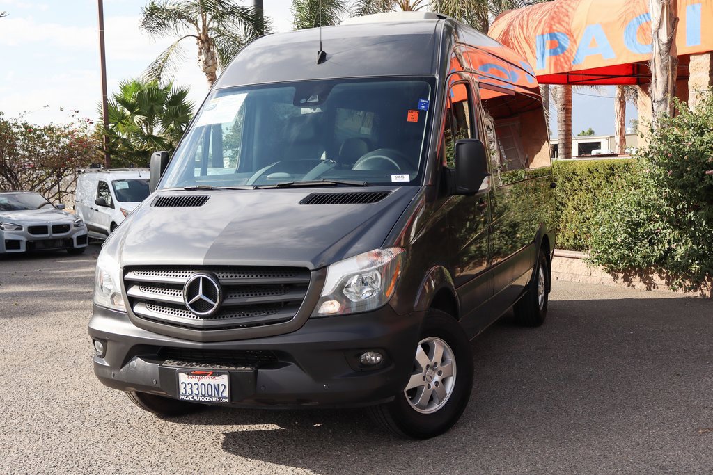 Used 2018 Mercedes-Benz Sprinter 2500 image 4