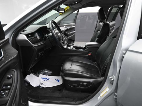 Used 2021 Jeep Grand Cherokee L Limited image 16