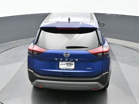 Used 2023 Nissan Rogue S image 30