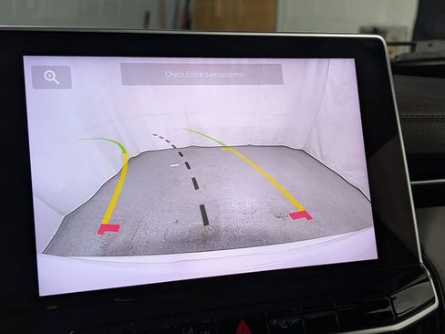 Used 2024 Jeep Compass Limited image 21