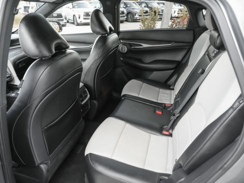 Used 2023 INFINITI QX55 Sensory w/ Lighting Package AWD/4WD image 32