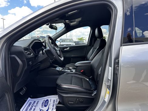 Certified 2024 Ford Escape ST-Line w/ Tech Pack #1 AWD/4WD image 18
