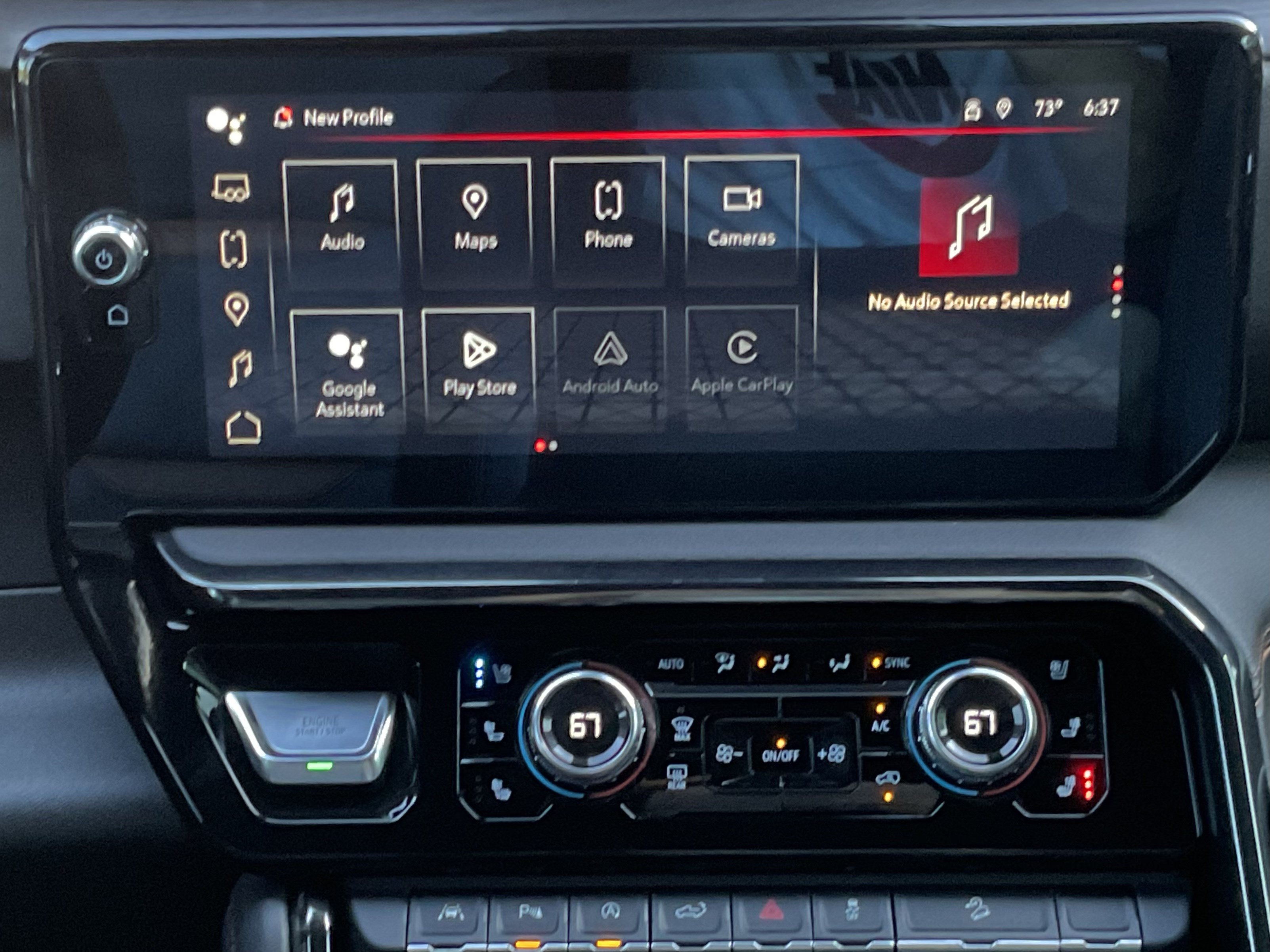 Used 2023 GMC Sierra 1500 AT4 w/ Technology Package AWD/4WD image 18