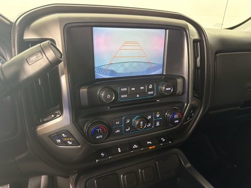 Used 2017 Chevrolet Silverado 1500 LTZ Z71 w/ LTZ Plus Package AWD/4WD image 18