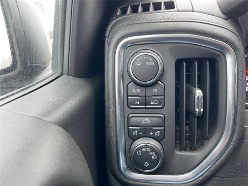Certified 2022 Chevrolet Silverado 1500 LT image 17