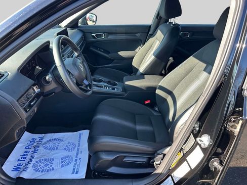 Used 2025 Honda Civic Sport image 15