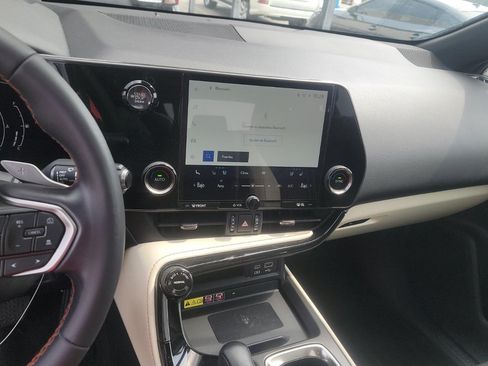 Used 2024 Lexus NX 250 FWD image 12