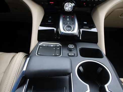 Used 2024 Acura MDX SH-AWD w/ Advance Package image 39