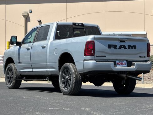 New 2026 RAM 2500 Laramie AWD/4WD image 5