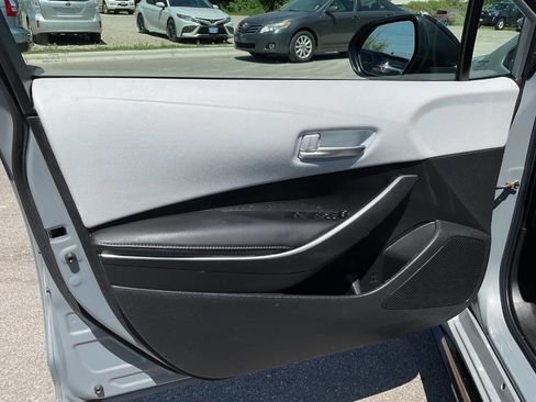Used 2022 Toyota Corolla SE FWD image 28
