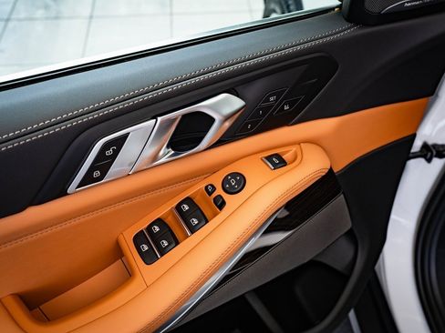 New 2026 BMW X5 xDrive40i w/ Climate Comfort Package image 24