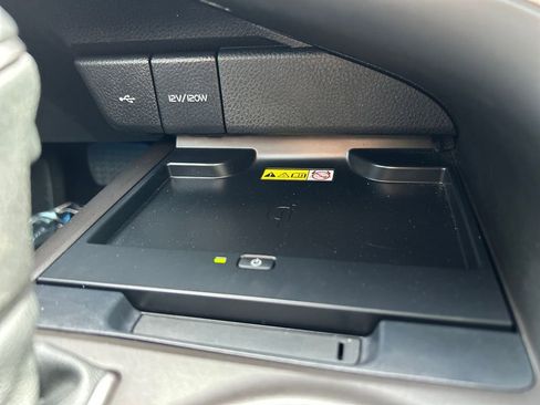 Used 2022 Toyota Camry XSE w/ Navigation Package FWD image 36