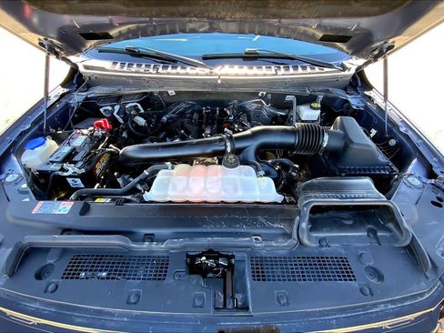 Used 2023 Ford Expedition Limited AWD/4WD image 31