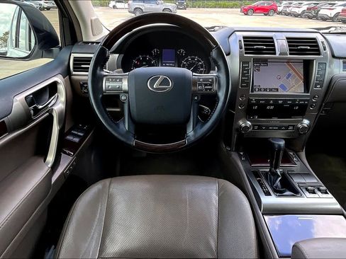 Used 2019 Lexus GX 460 Premium image 6