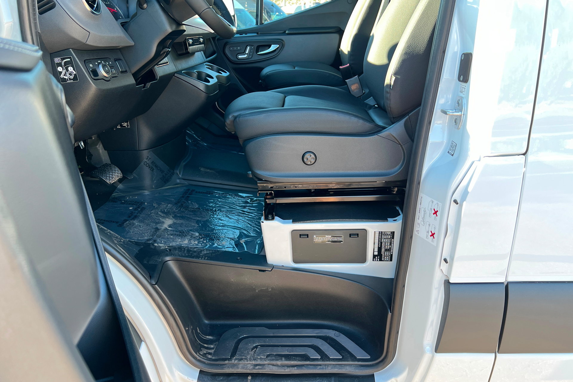 New 2026 Mercedes-Benz Sprinter 2500 image 21