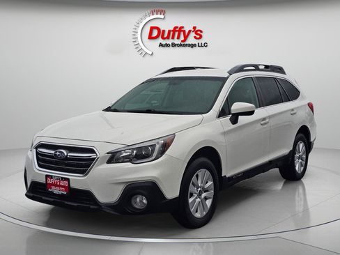 Used 2018 Subaru Outback 2.5i Premium AWD/4WD image 15