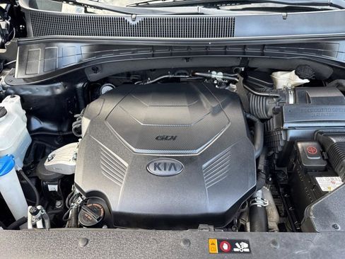 Used 2020 Kia Sorento EX image 40