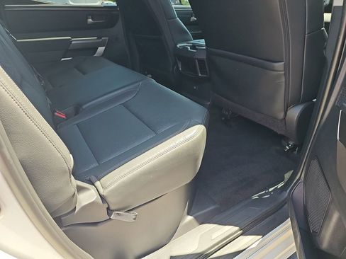 Used 2022 Toyota Tundra SR5 w/ SR5 Premium Package AWD/4WD image 15