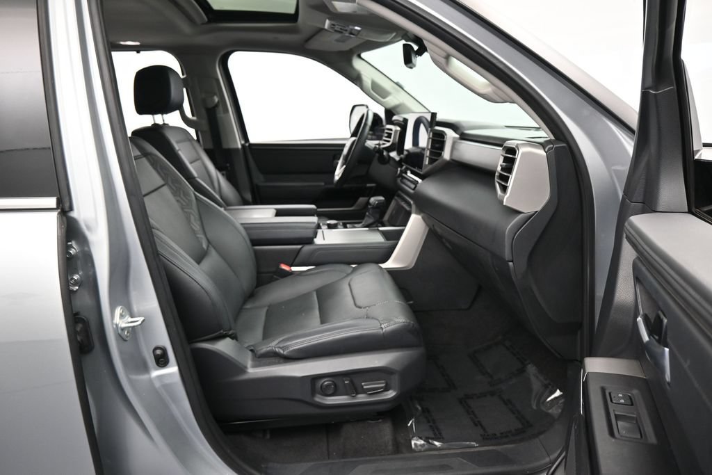 Used 2023 Toyota Sequoia Limited w/ TRD Off-Road Package AWD/4WD image 47
