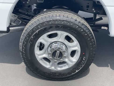 New 2026 Ford F250 4x4 Crew Cab Super Duty image 33