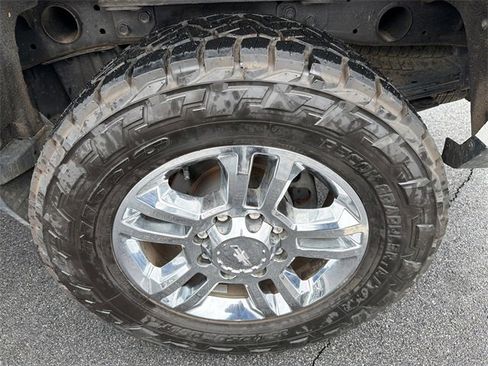 Used 2017 Chevrolet Silverado 2500 High Country w/ Duramax Plus Package image 19