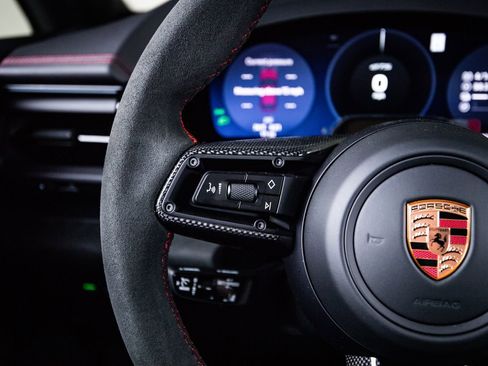 New 2026 Porsche Macan GTS Electric image 17