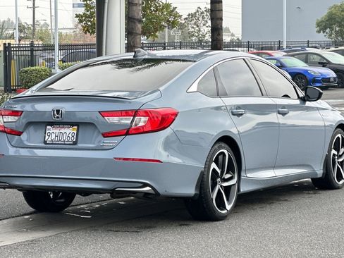 Used 2022 Honda Accord Sport image 4