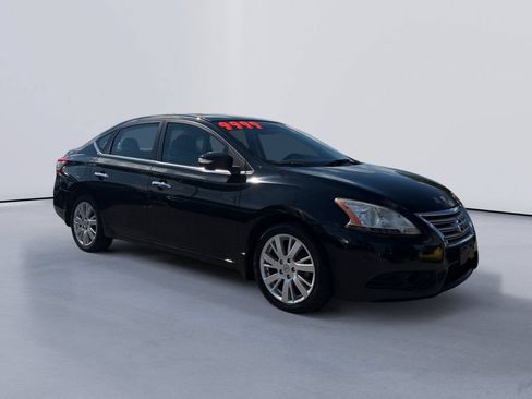 Used 2013 Nissan Sentra SL w/ Navigation Pkg FWD image 1