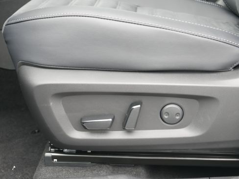 Used 2026 Mitsubishi Outlander SE AWD/4WD image 13