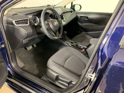Used 2022 Toyota Corolla LE image 28
