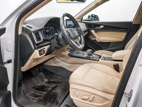 Used 2020 Audi Q5 e Prestige w/ Prestige Package image 18