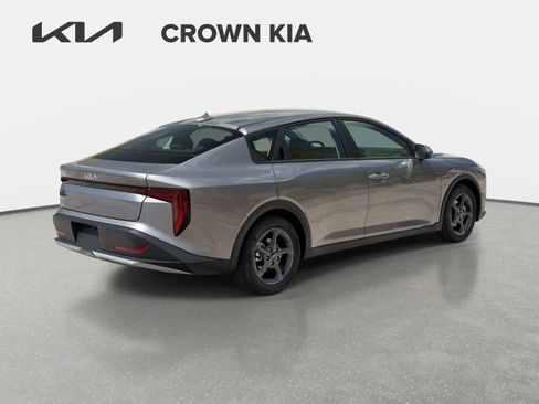 New 2026 Kia K4 FWD image 5