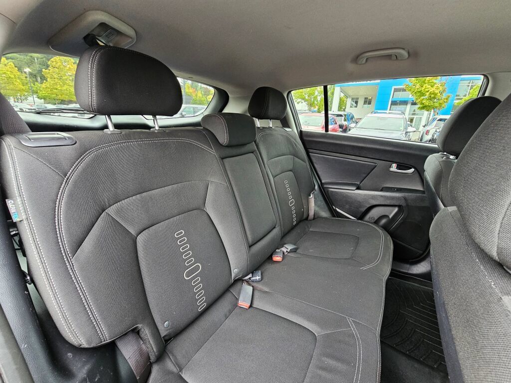 Used 2012 Kia Sportage EX AWD/4WD image 29