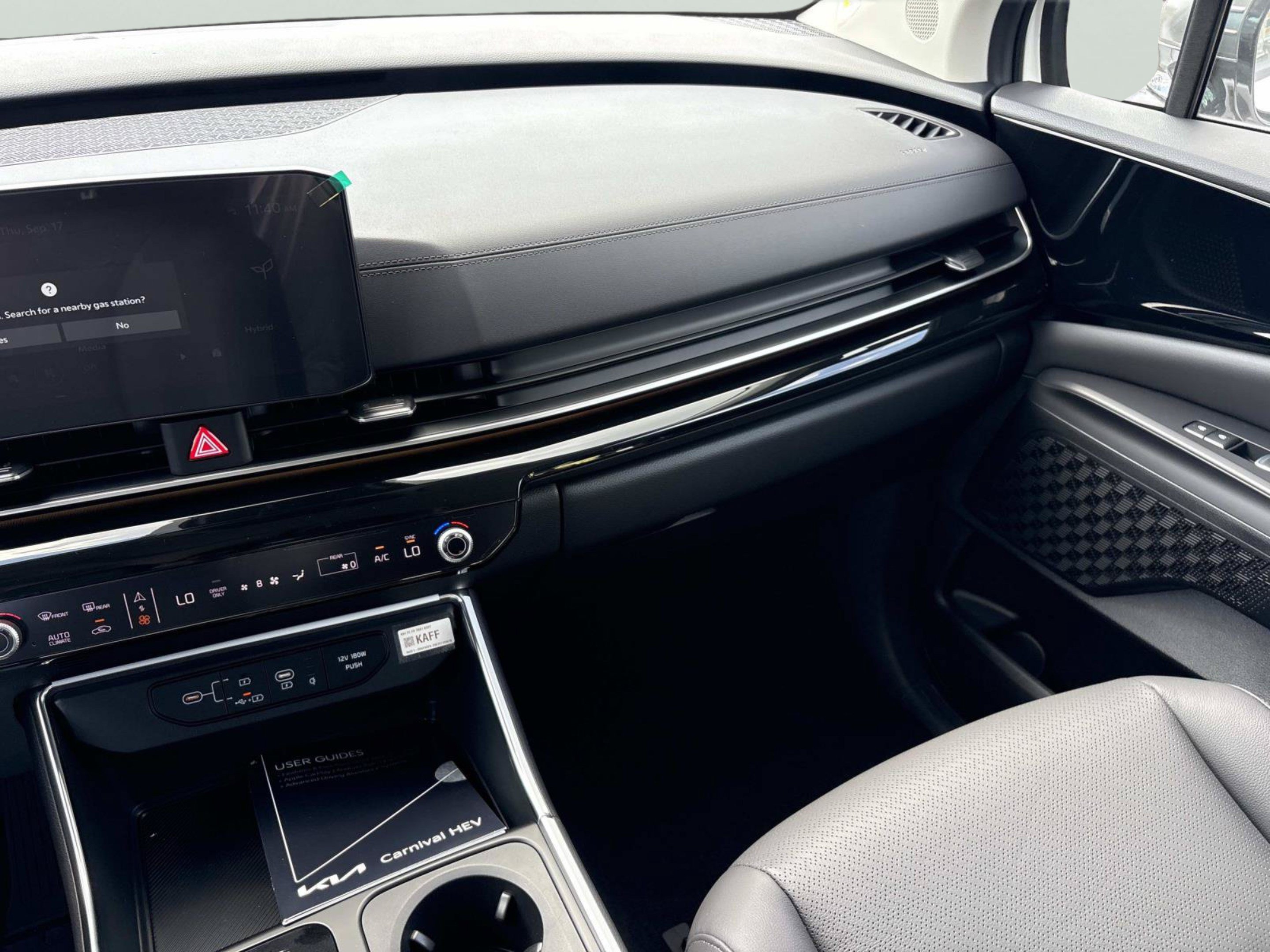 New 2027 Kia Carnival SX Prestige FWD image 12