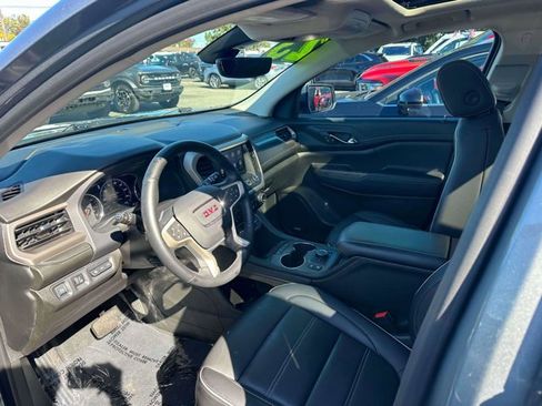 Used 2023 GMC Acadia Denali w/ Denali Ultimate Package image 15