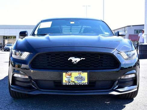 Used 2015 Ford Mustang Coupe RWD image 7