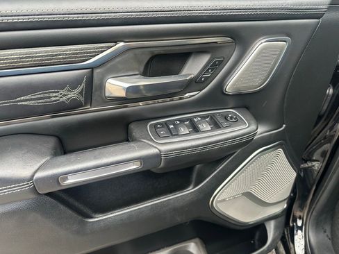 Used 2020 RAM 1500 Limited w/ Black Appearance Package image 21